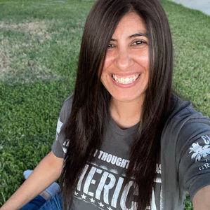 Meet your Posher, Caroline